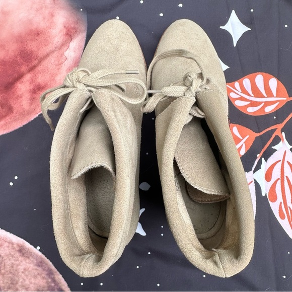 Bass Taupe Suede Heeled Boots - Picture 4 of 6